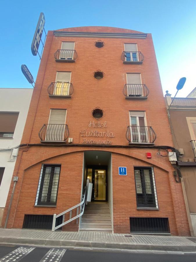 Hotel Lusitania, Centro Ciudad, Parking Privado Mérida Exteriör bild