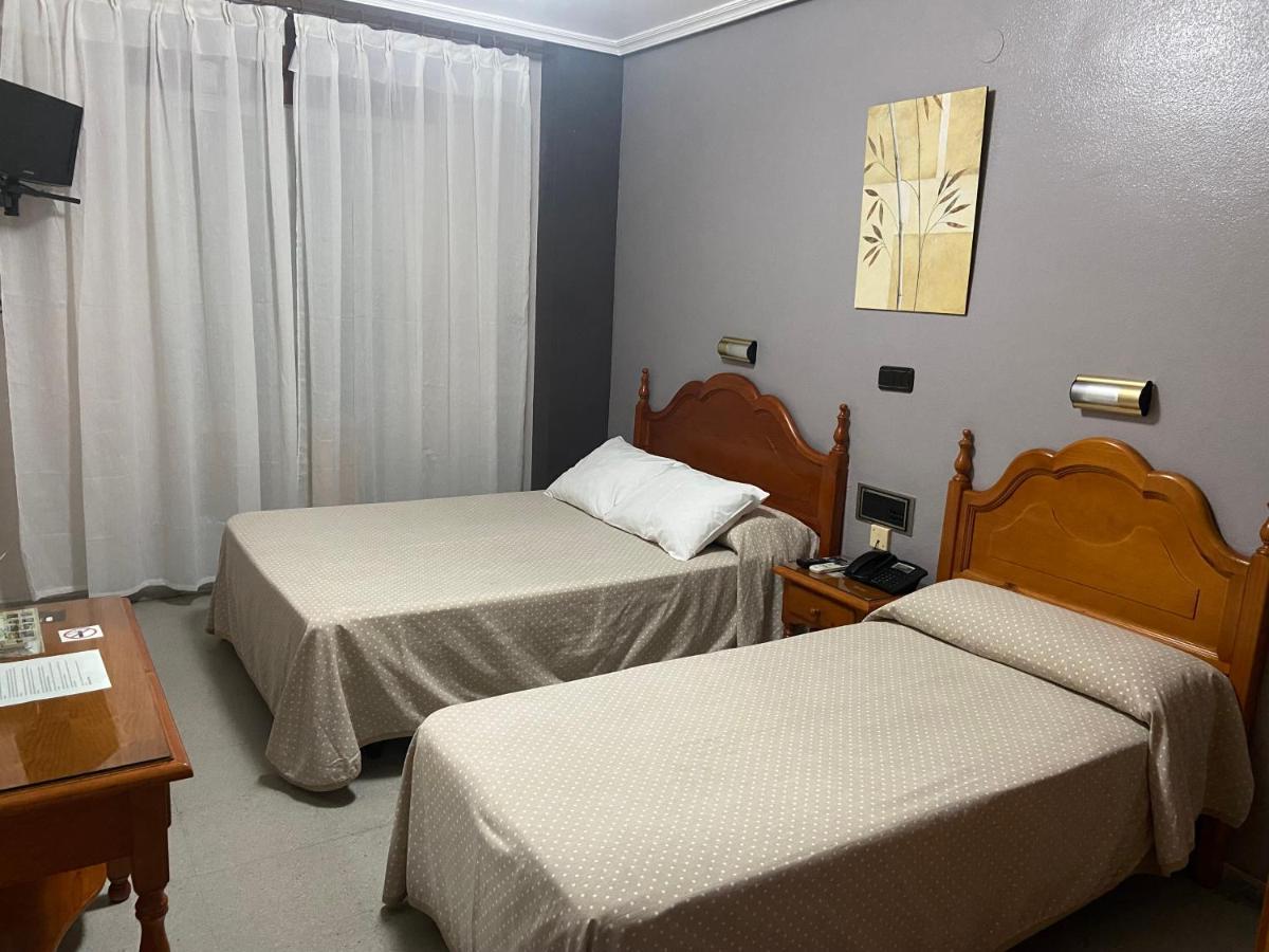 Hotel Lusitania, Centro Ciudad, Parking Privado Mérida Exteriör bild