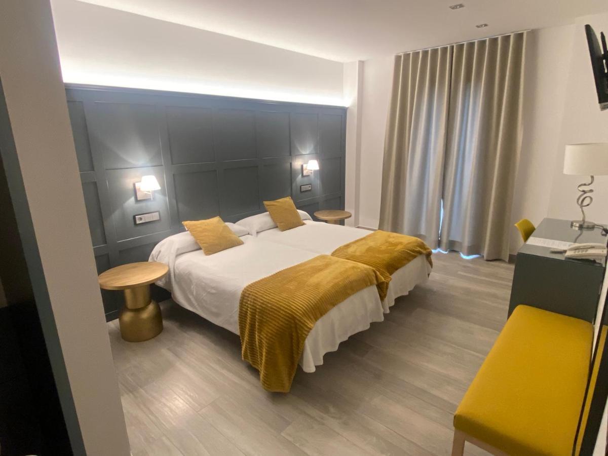 Hotel Lusitania, Centro Ciudad, Parking Privado Mérida Exteriör bild
