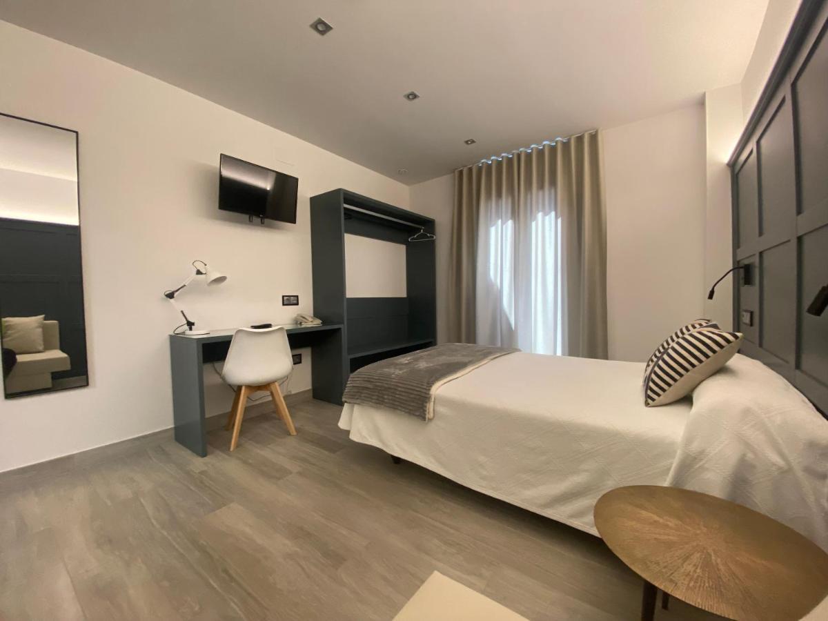 Hotel Lusitania, Centro Ciudad, Parking Privado Mérida Exteriör bild