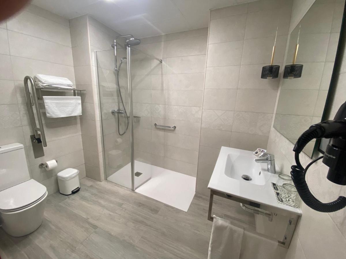 Hotel Lusitania, Centro Ciudad, Parking Privado Mérida Exteriör bild