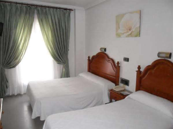 Hotel Lusitania, Centro Ciudad, Parking Privado Mérida Exteriör bild
