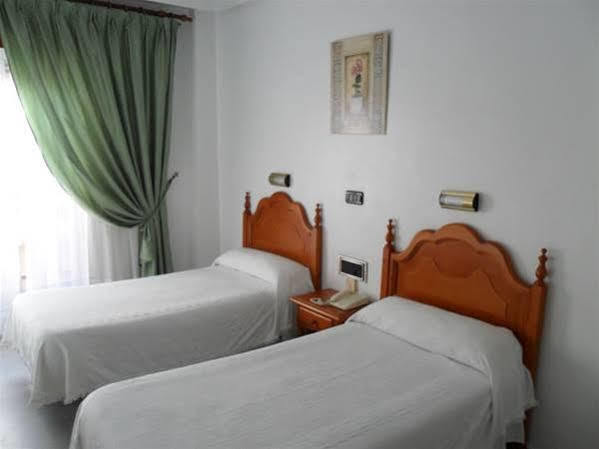 Hotel Lusitania, Centro Ciudad, Parking Privado Mérida Exteriör bild