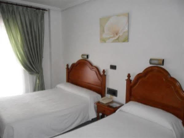 Hotel Lusitania, Centro Ciudad, Parking Privado Mérida Exteriör bild